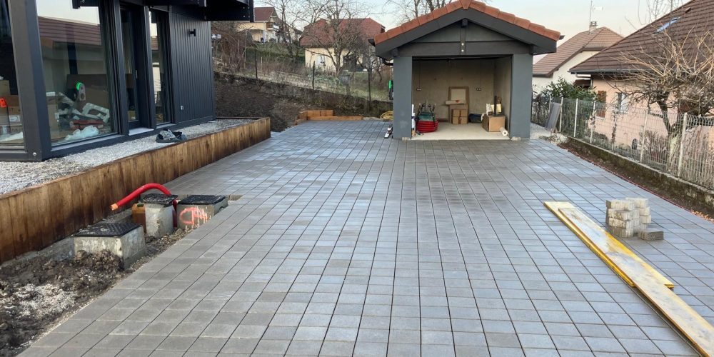 cour pavé - aménagement extérieur - haute savoie